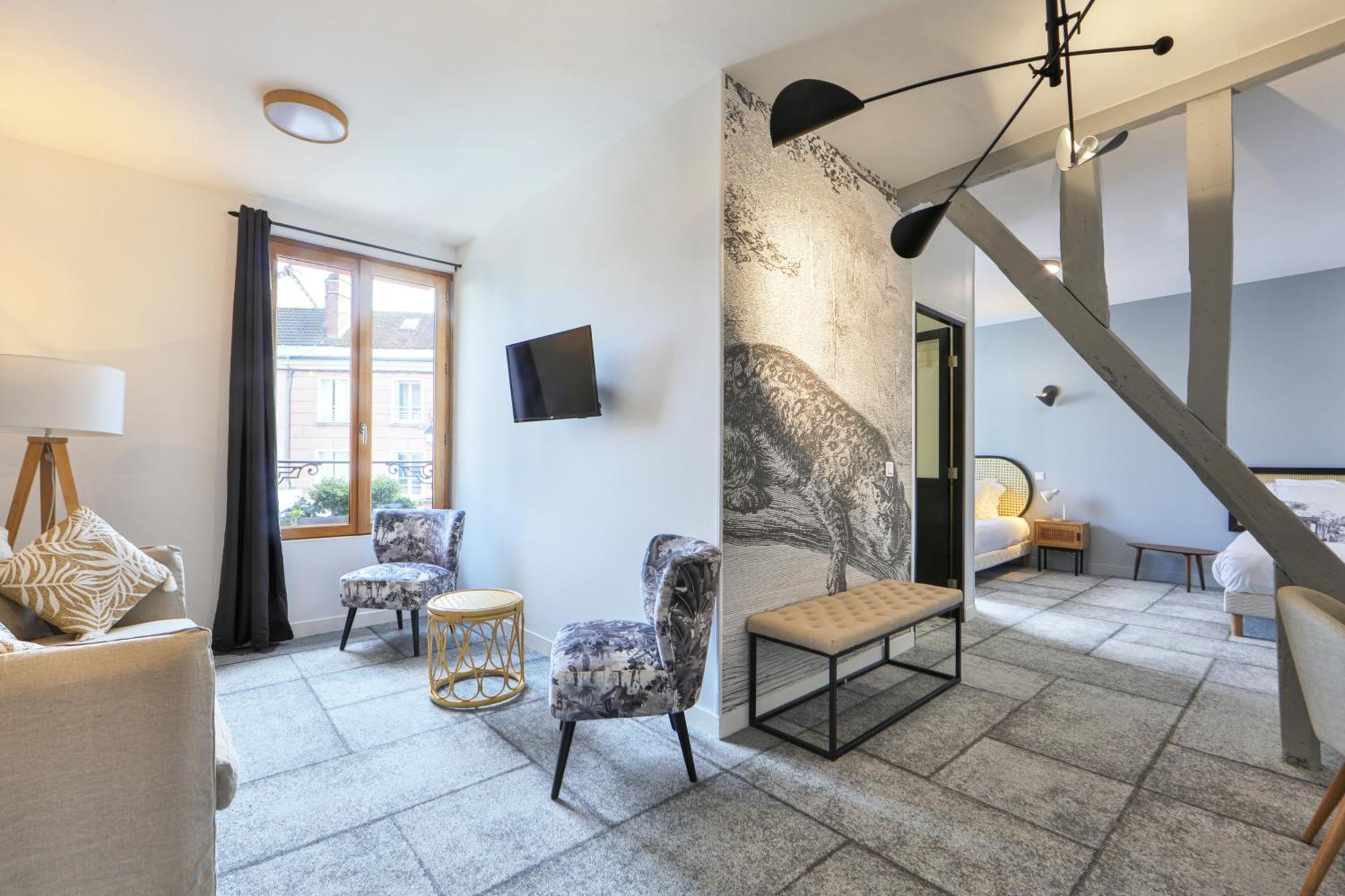 Logis Hotel & Restaurant Du Sauvage La Ferte-Gaucher Bilik gambar
